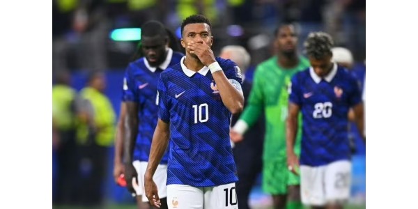 Het gebrul van de supercar is nog niet verstomd, maar de carrière van Mbappé is een achtbaan van emoties.